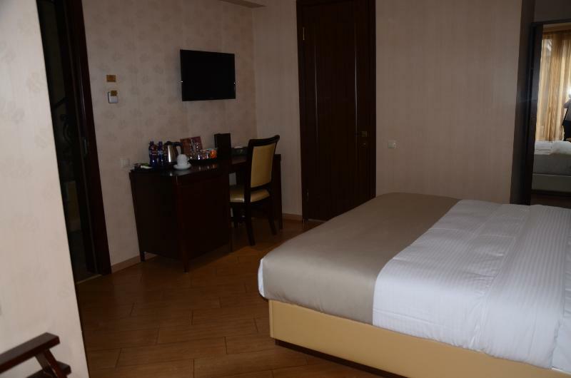 Kmm Hotel Tbilisi Zewnętrze zdjęcie